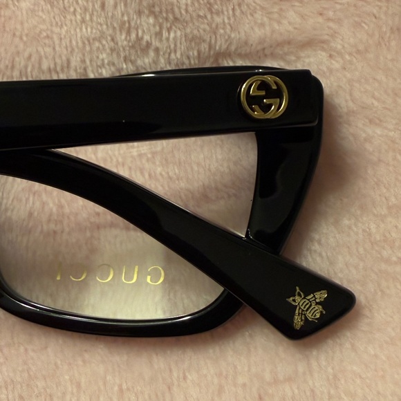 Gucci Eyeglasses Frame - Picture 3 of 6